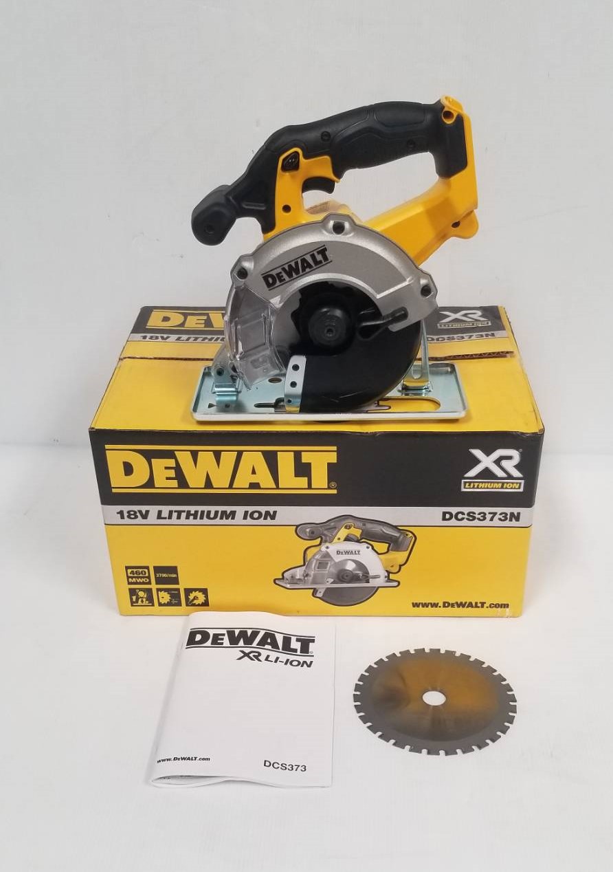 เลื่อยวงเดือน5.5" DCS373N DEWALT