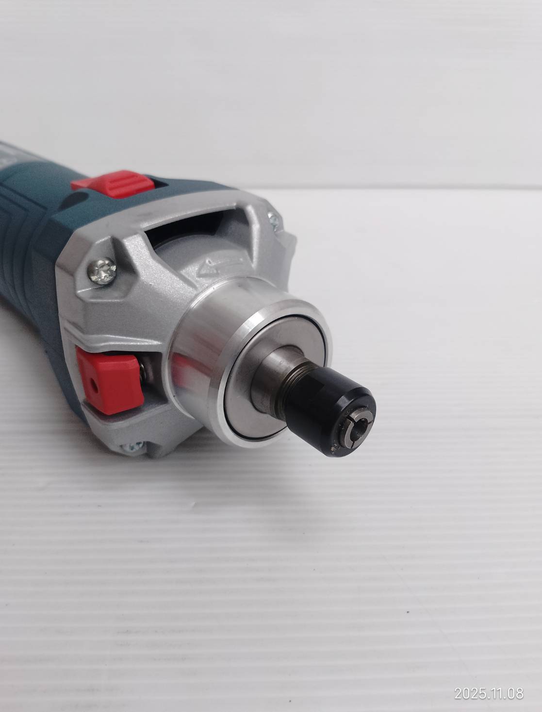 หินเจียรคอตรง GGS30S BOSCH