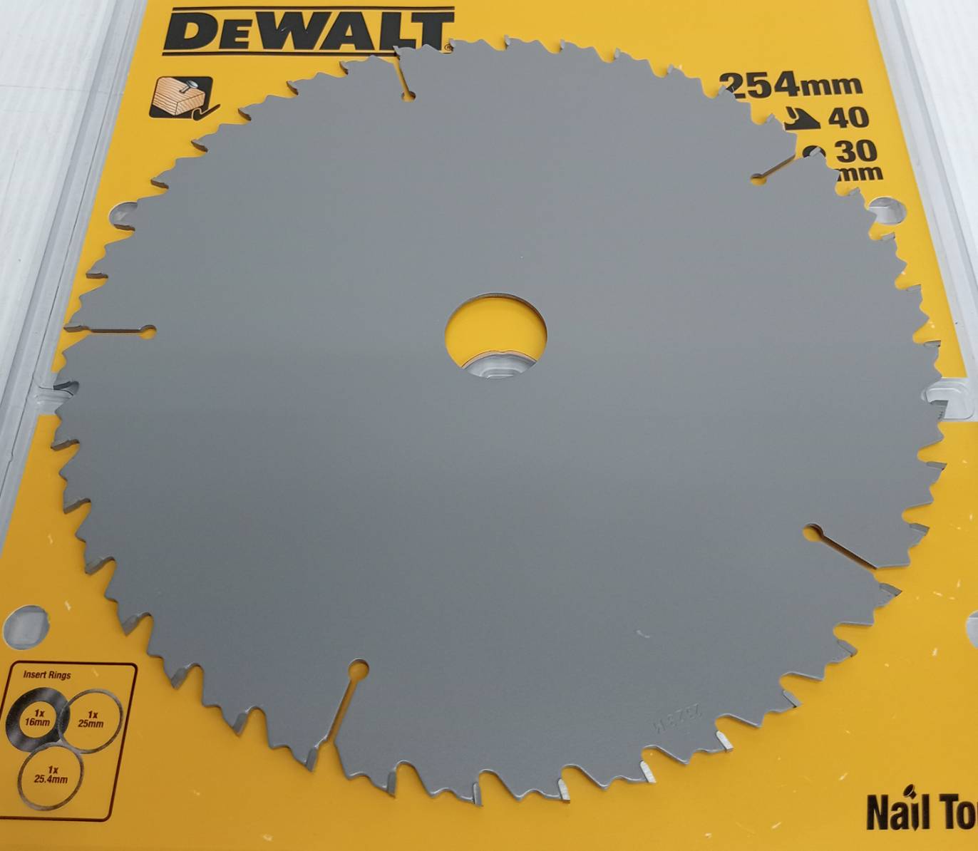 ใบเลื่อยวงเดือน10"X40T DEWALT DT90249