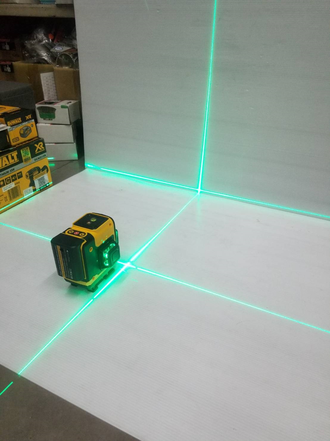 เลเซอร์ระดับ12เส้น แสงเขียว WD-12 BONCHI พร้อมขาตั้ง