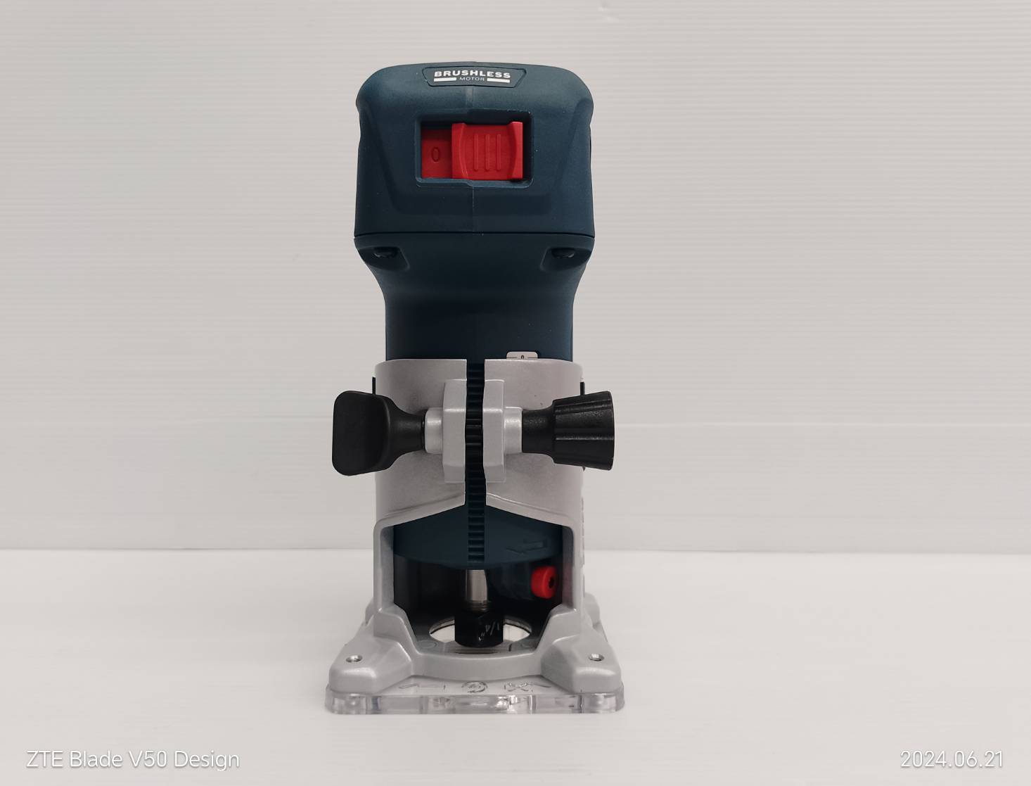 ทริมเมอร์18V GLF18V-8 BOSCH SOLO 06016C60L0