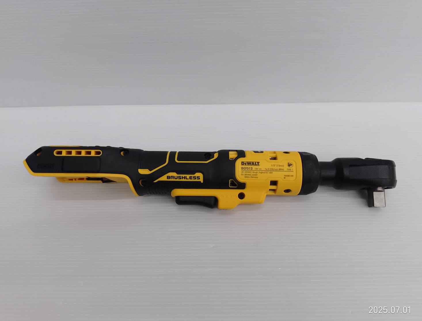 ประแจบล็อคไร้สาย 1/2 นิ้ว 18V DCF512N DEWALT
