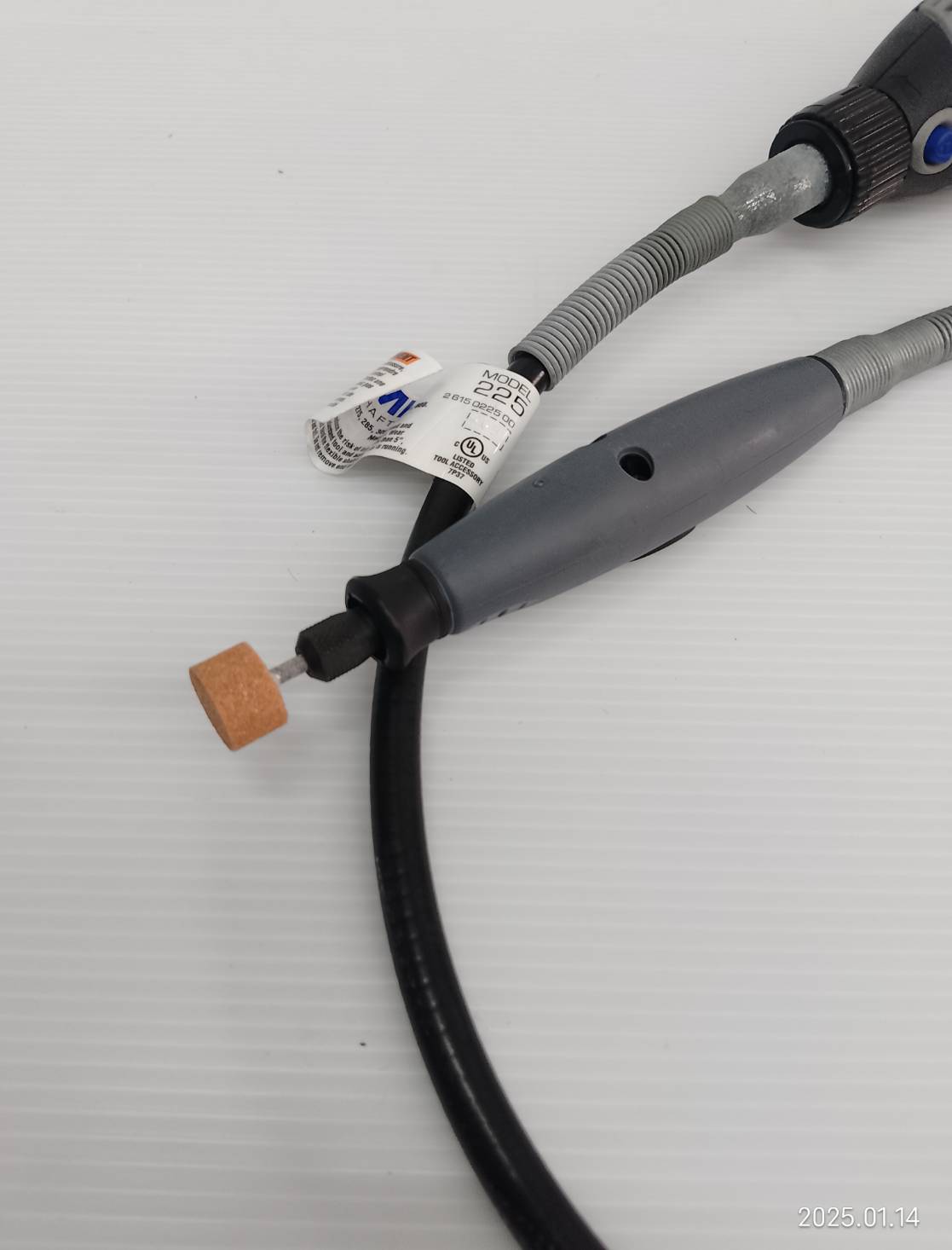 เครื่องเจียรมือ รุ่น 3000-8/64 พร้อมอุปกรณ์เสริม 64 ชิ้น DREMEL