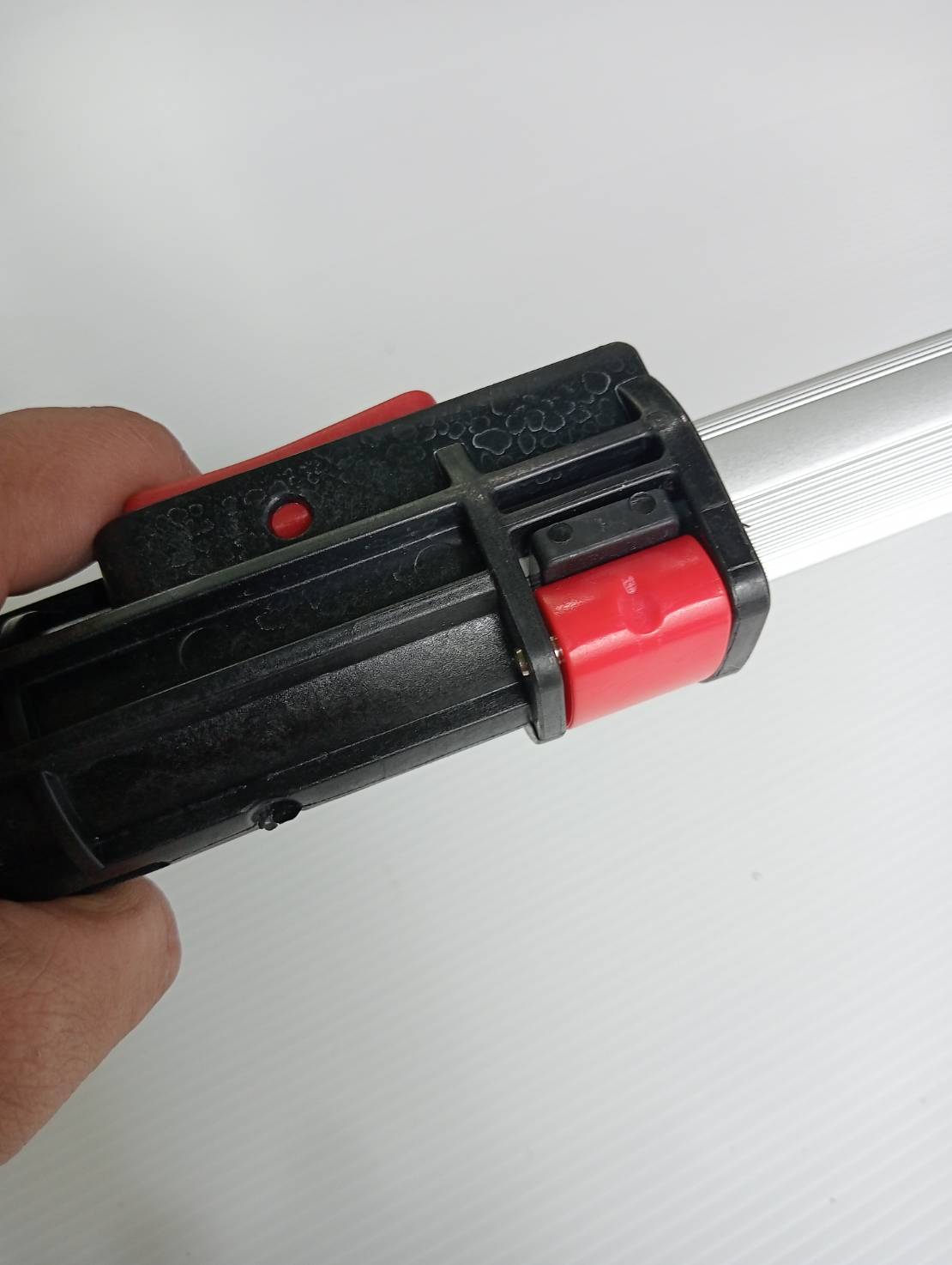 เครื่องตัดหญ้าไร้สาย OCBC510-P1 20V OSUKA