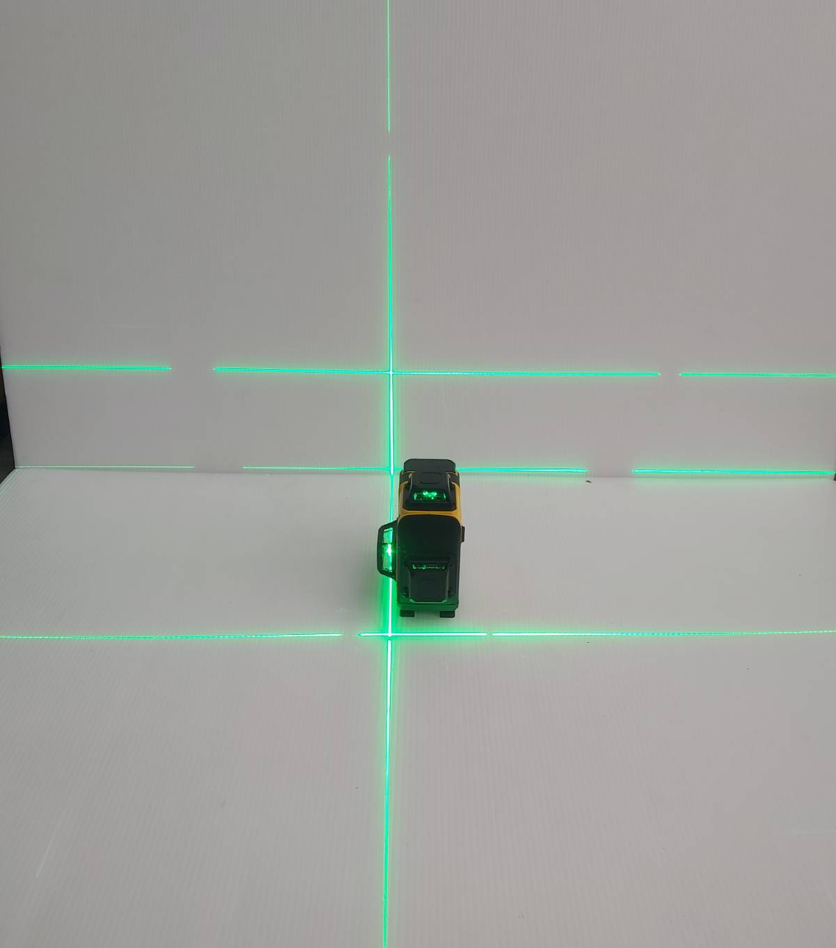 เลเซอร์ระดับ16เส้น แสงเขียว WD-16 BONCHI พร้อมขาตั้ง