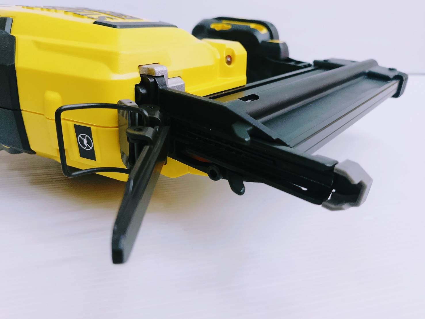 เครื่องยิงตะปู20VMax SCN618 18GA STANLEY (F15-F50)