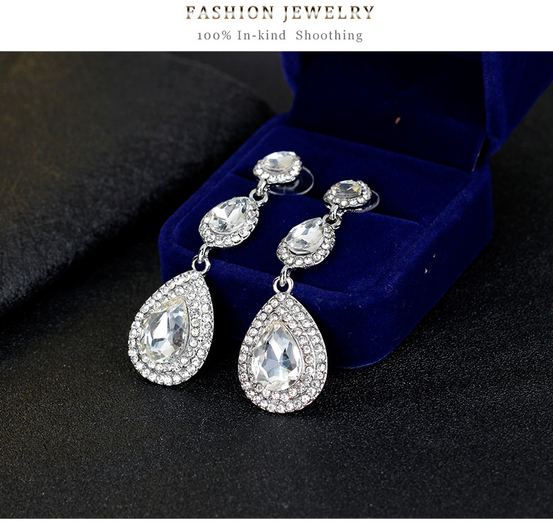 (พร้อมส่ง) ต่างหู 001 สีเงิน (แบบเข็ม)