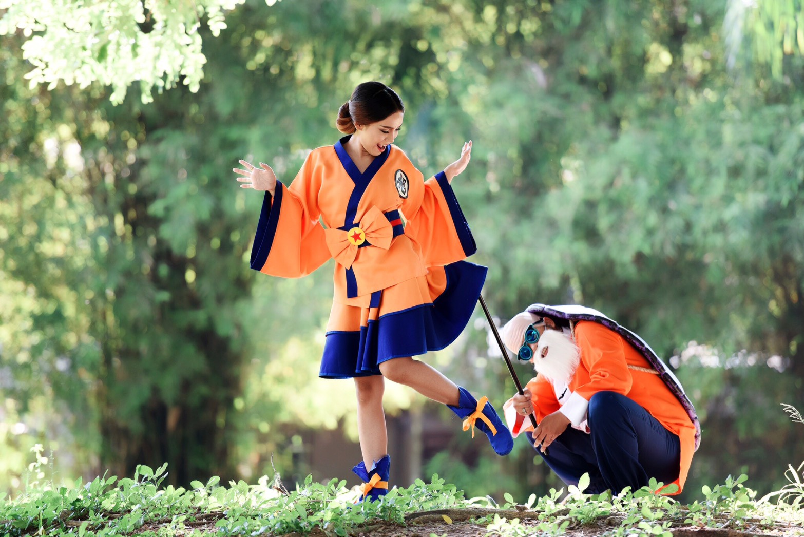 ชุดดราก้อนบอลหญิง