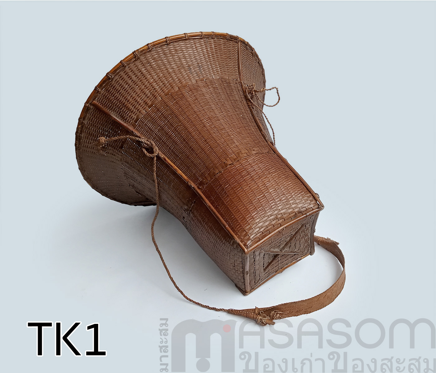 ตะกร้าเก็บใบชาของชนเผ่า