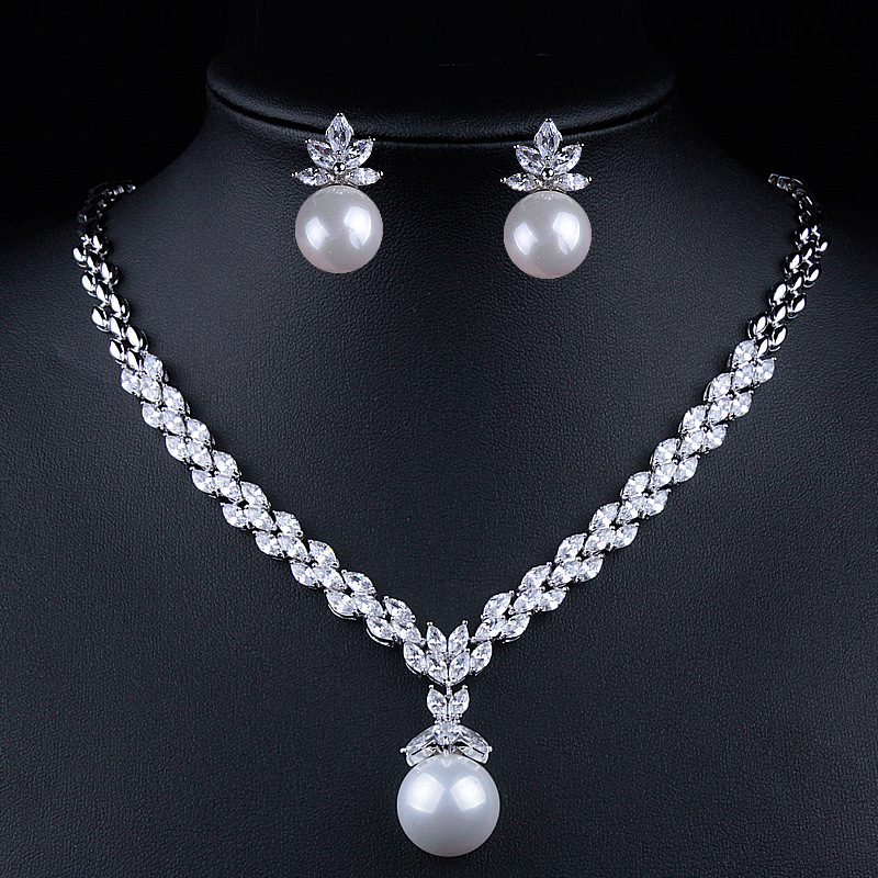 CZ014 เครื่องประดับเพชร CZ เกรดพรีเมี่ยม