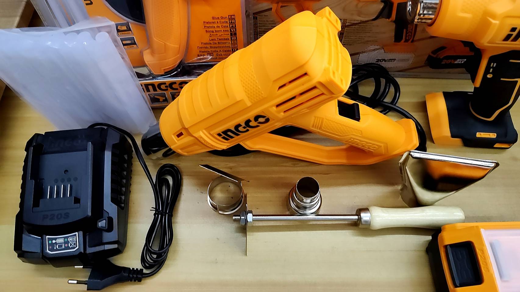 INGCO ชุดคอมโบ้ปืนยิงกาว+เป่าลมร้อน COSLI23021