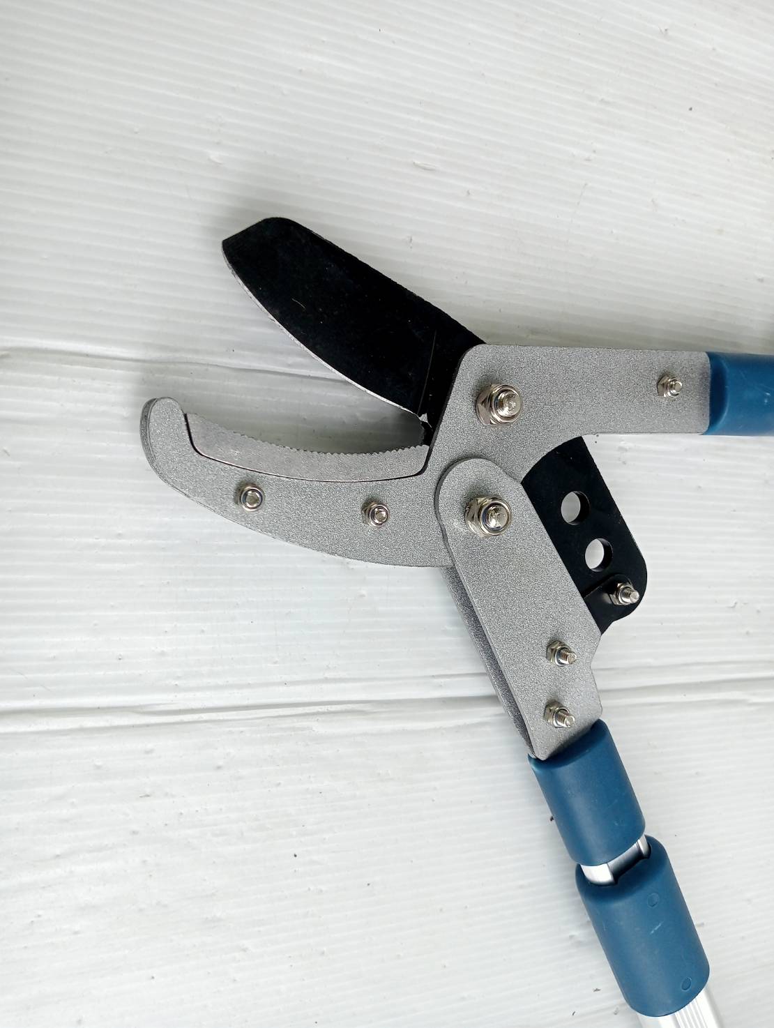 MASARU รุ่น SASP-500 กรรไกรตัดแต่งกิ่งยืดได้ กรรไกรตัดแต่งต้นไม้