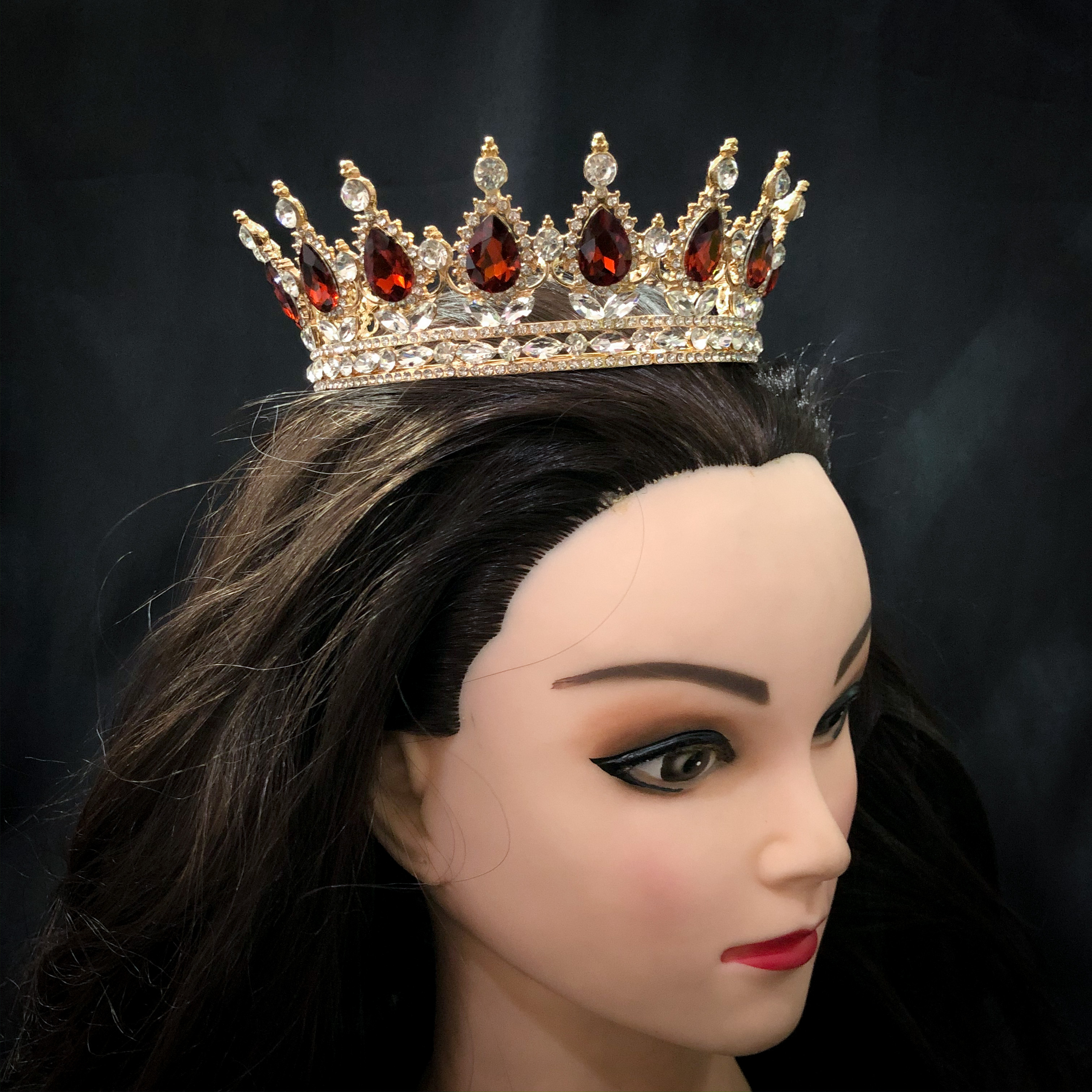 (พร้อมส่ง) มงกุฎ 018-สีวายแดงเรือนทอง