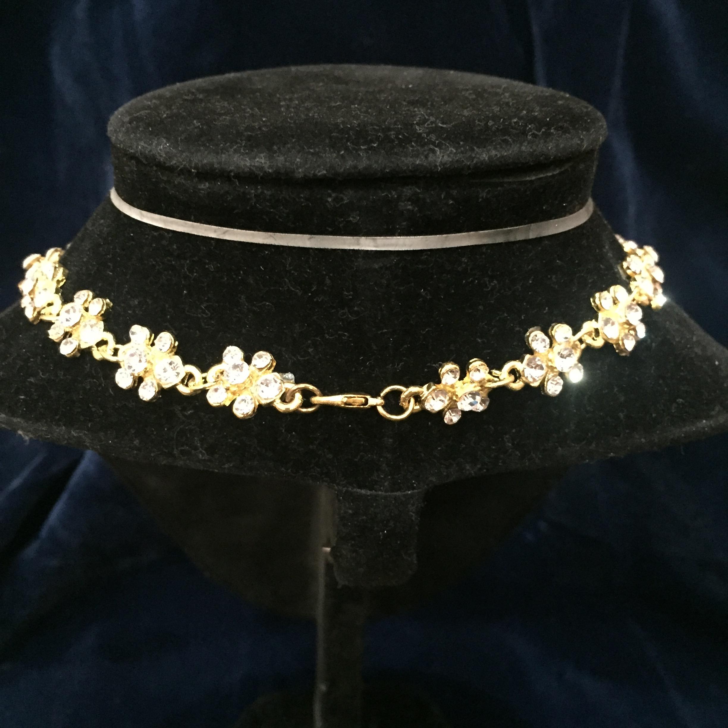 (พร้อมส่ง) เครื่องประดับไทยสร้อยคอ+ต่างหู 016 (มีตำหนิ)