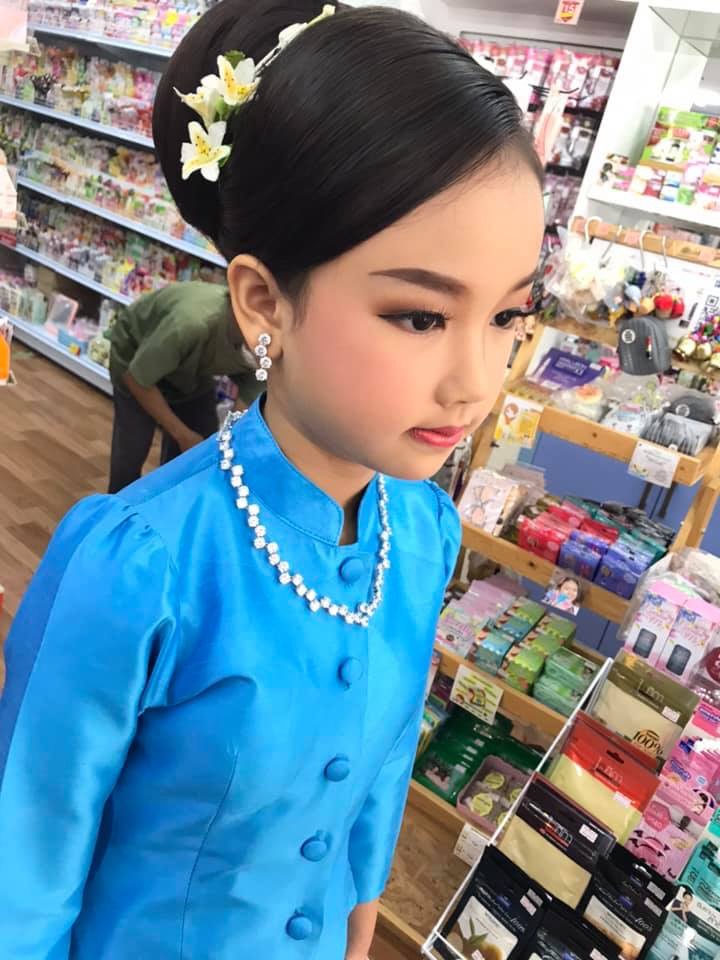 CZ009 เครื่องประดับเพชร CZ เกรดพรีเมี่ยม