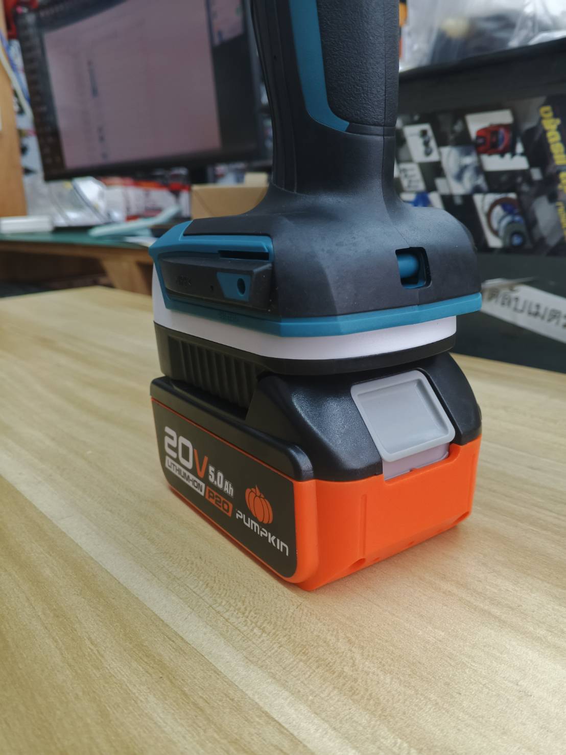 อแดปเตอร์แปลงแบต18V MAKITA หรือ PUMPKIN (P20) มาใช้กับเครื่อง MAKITA G-Type