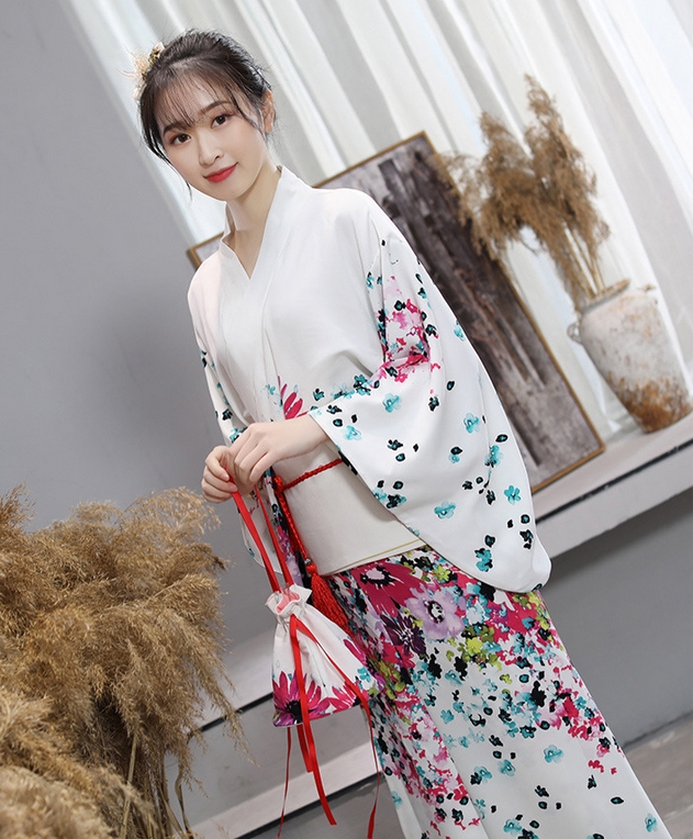 ชุดกิโมโน