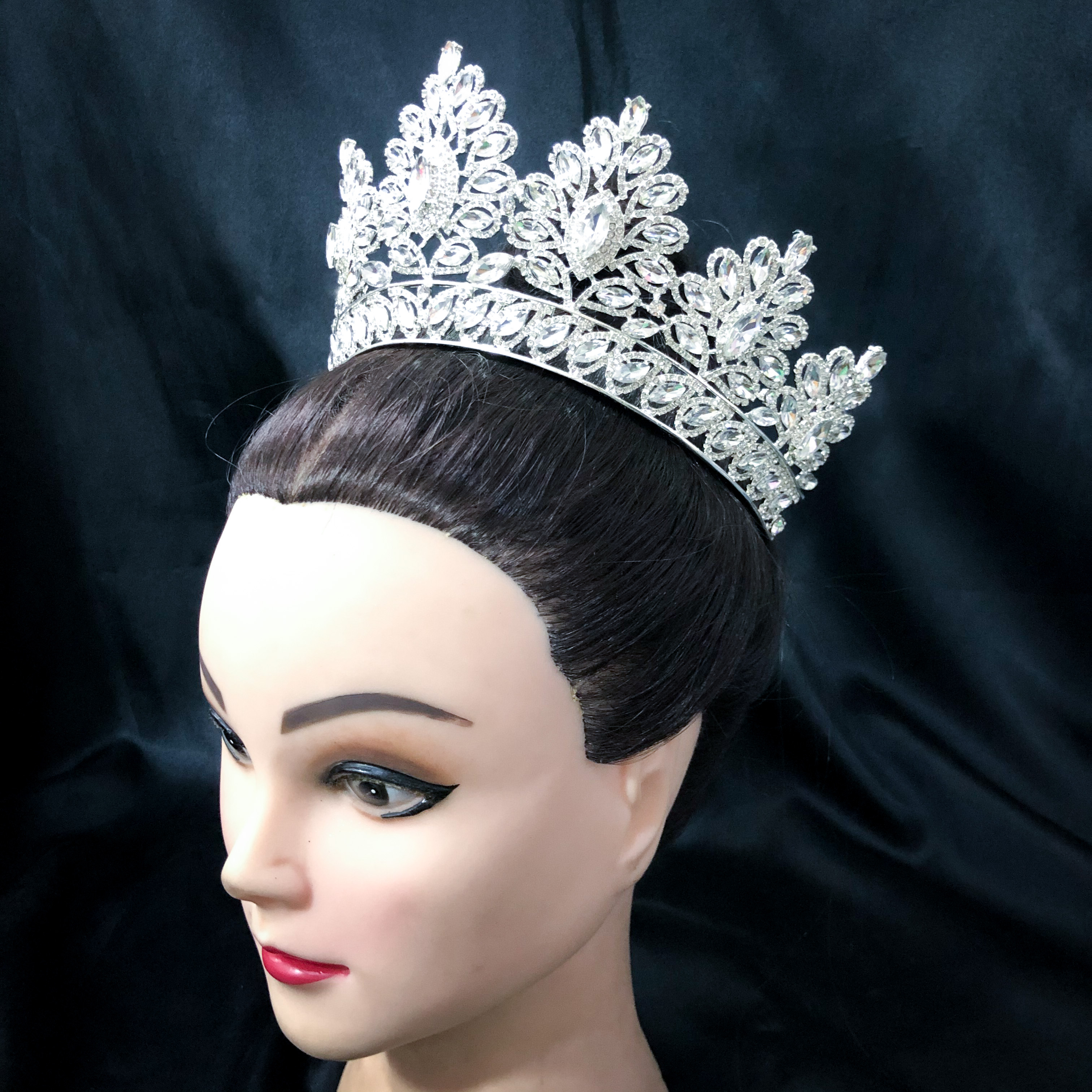 (พร้อมส่ง) เทียร่า 267 สีเงิน มงกุฎนางงาม มงกุฎเจ้าหญิง งานสวย ปราณีต QCเพชรทุกเม็ด สินค้าพร้อมส่งจากไทย