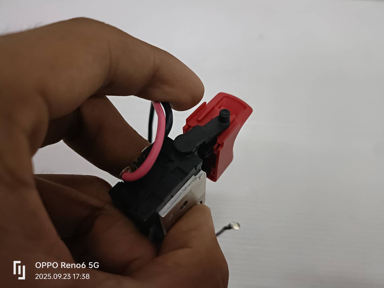 สวิทช์สว่านไร้สาย GSR120-Li GSB120-Li Gen.2 BOSCH 2609125169