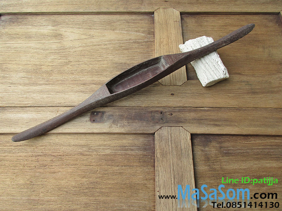 กระสวยทอผ้าเก่า A29