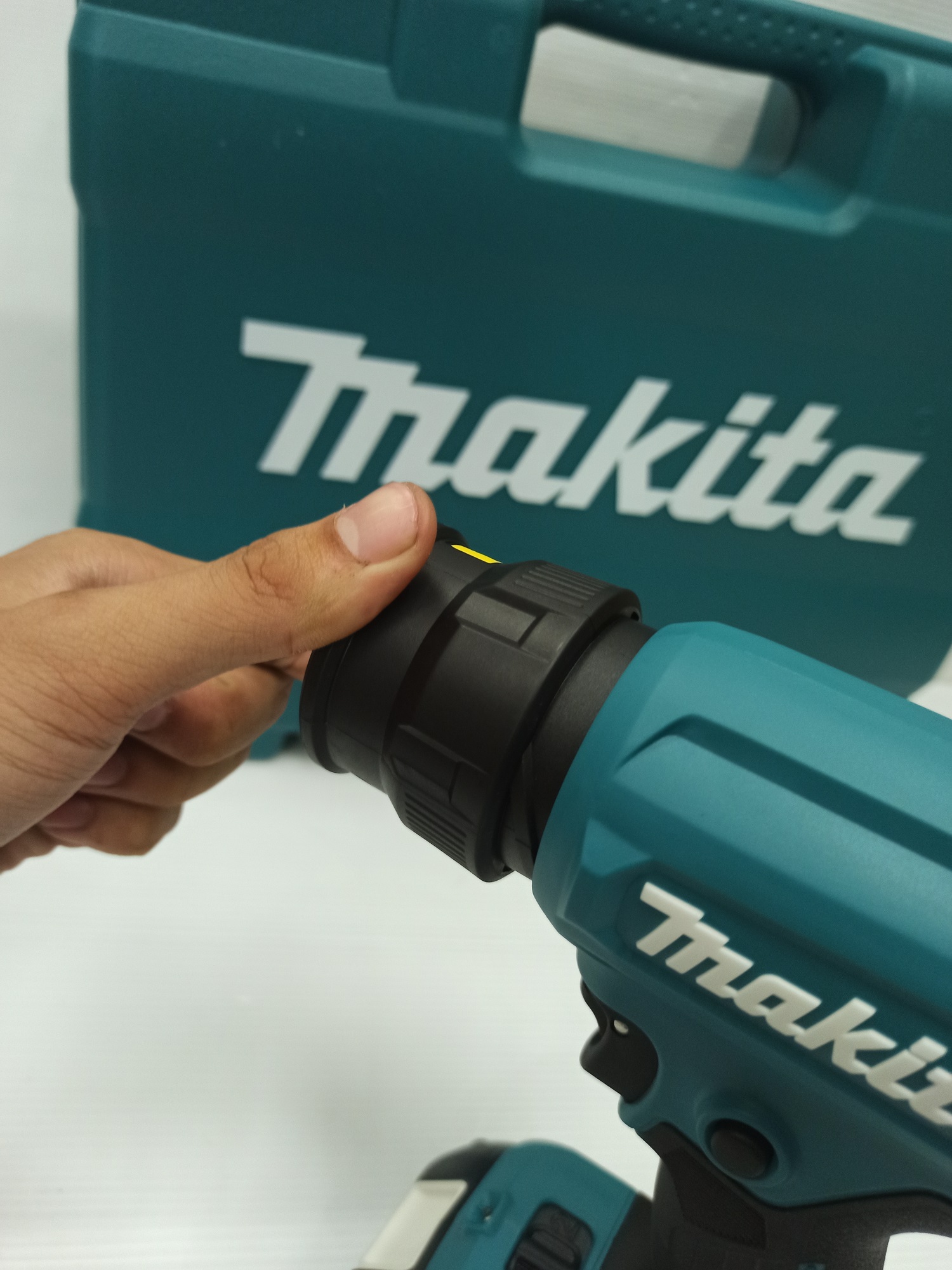 เป่าลมร้อน DHG181ZK MAKITA