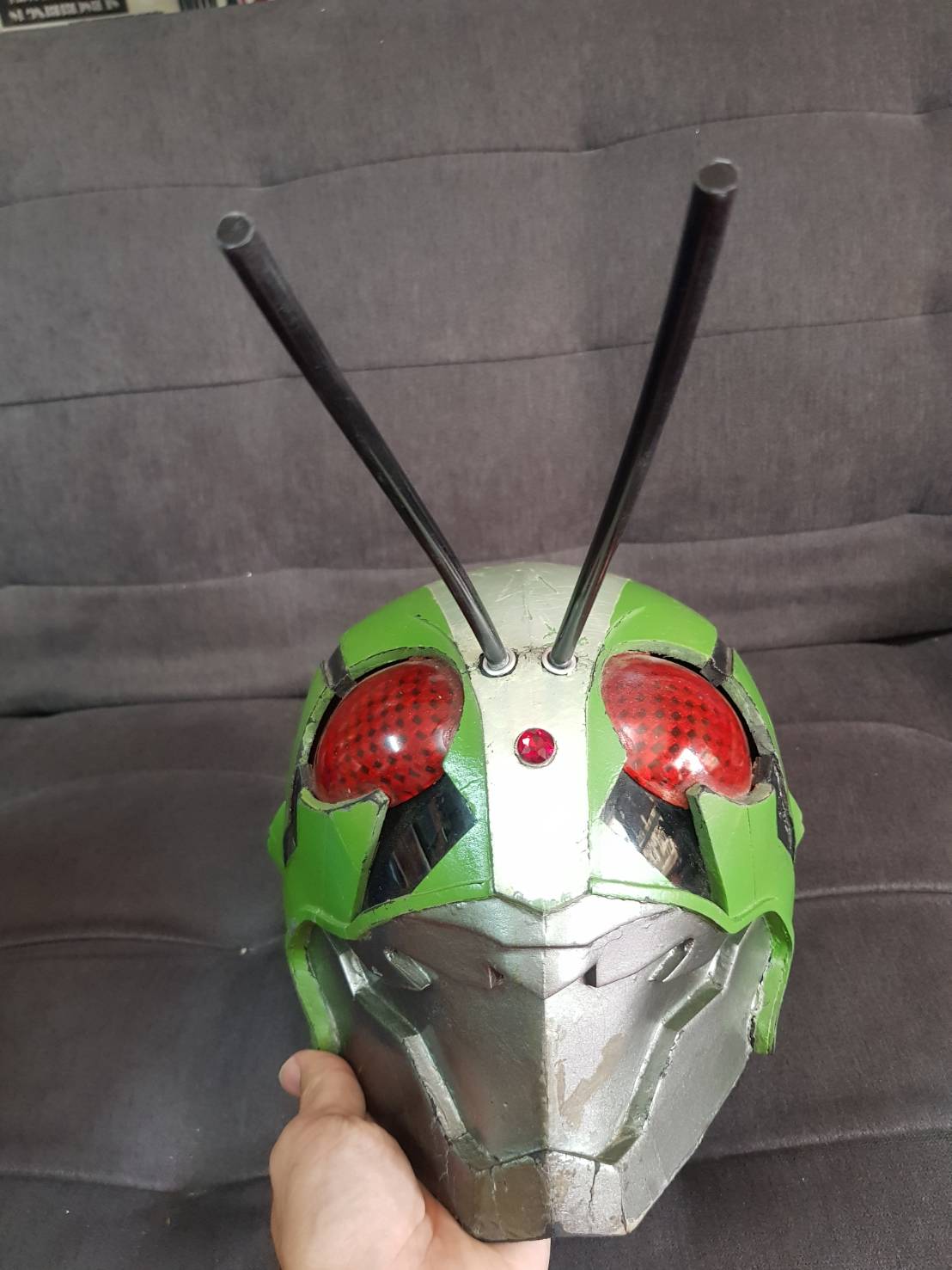 ชุดไอ้มดแดง