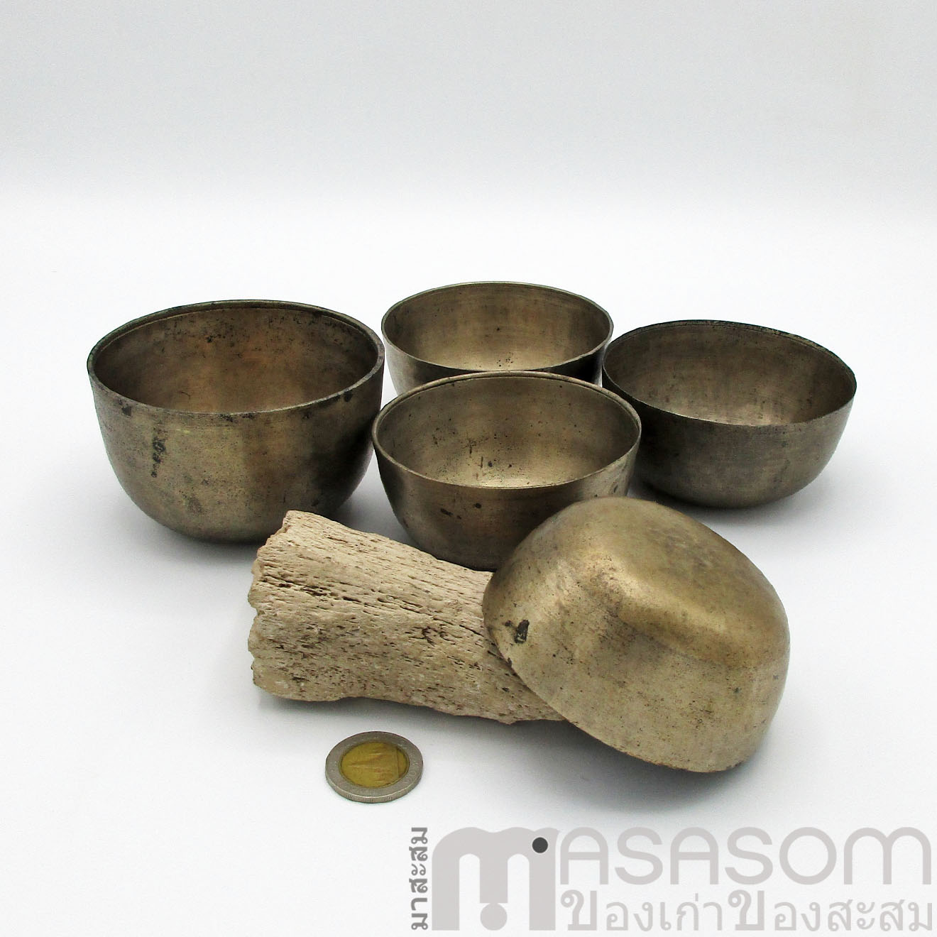 ขันทองเหลืองลงหินขนาดเล็ก