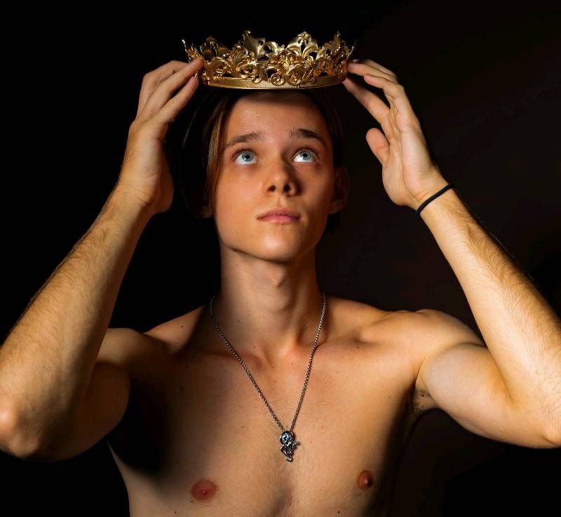 (พร้อมส่ง) มงกุฏผู้ชาย 077 มงกุฎสีทอง เจ้าชาย พระราชา การประกวด สินค้าพร้อมส่ง ไม่ต้องรอนาน งานพรีเมี่ยม ส่งด่วนจาก จ.อุบลราชธานี