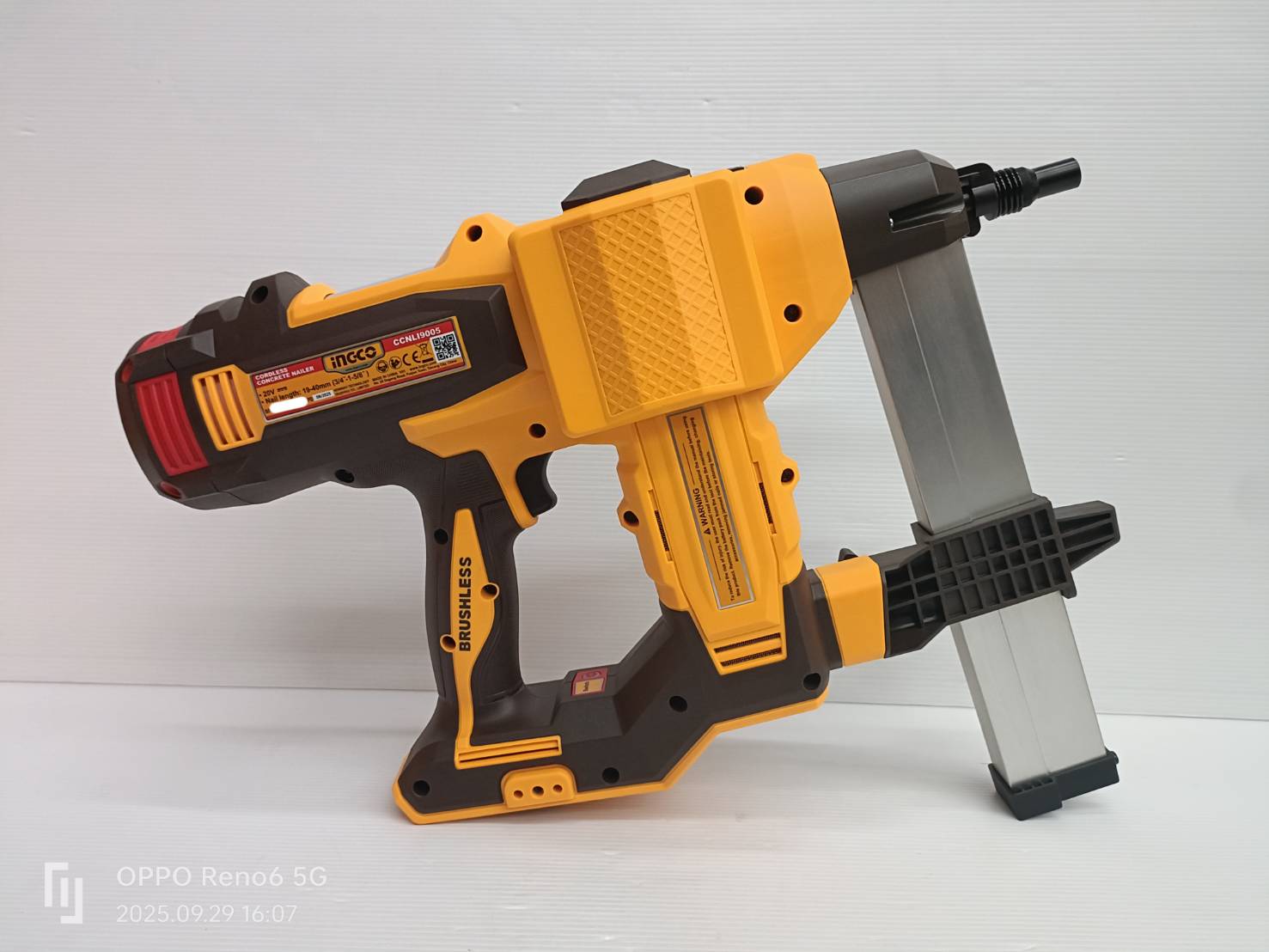 INGCO เครื่องยิงตะปูคอนกรีต40มม 20V CCNLI9005 (ตัวเปล่า)