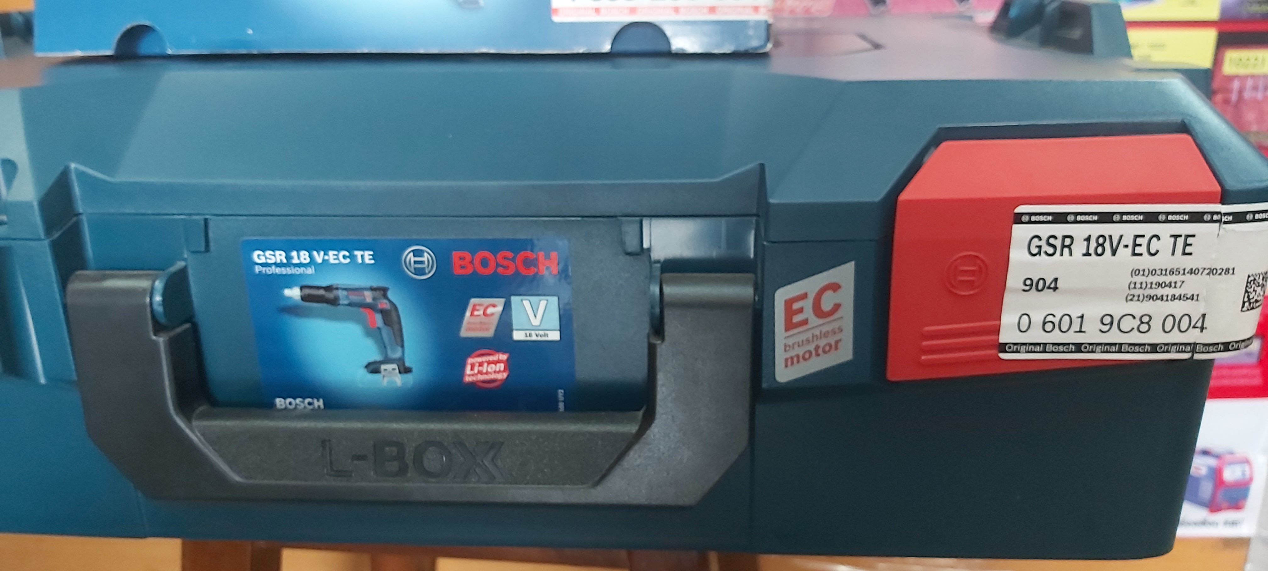 ไขควงไฟฟ้าสำหรับผนังยิปซัมไร้สาย GSR18V-EC TE BOSCH
