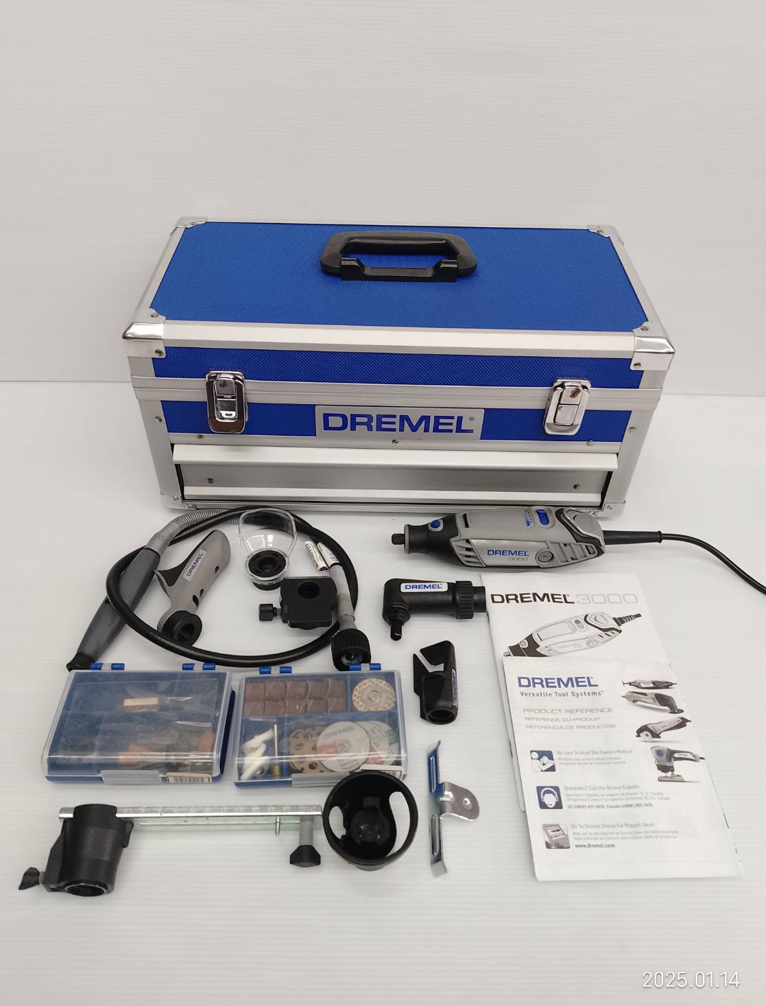 เครื่องเจียรมือ รุ่น 3000-8/64 พร้อมอุปกรณ์เสริม 64 ชิ้น DREMEL