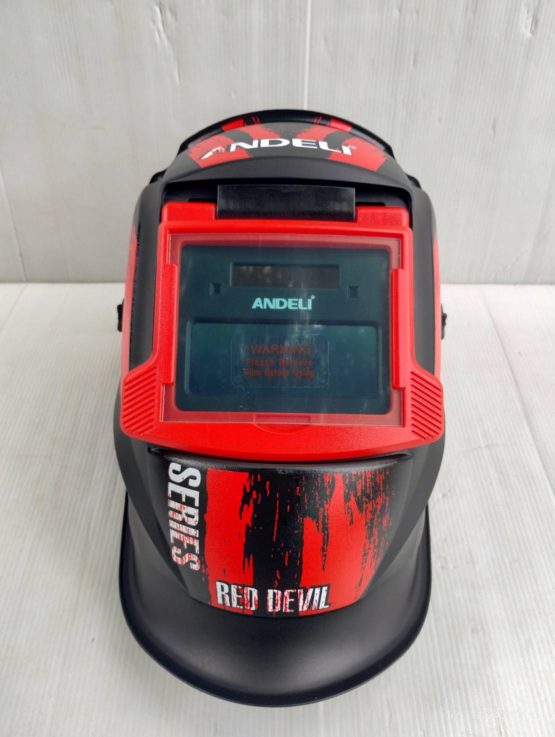 หน้ากากปรับแสงอัตโนมัติ พื้นที่มอง 90 X 35 มม. รุ่น RED DEVIL ANDELI