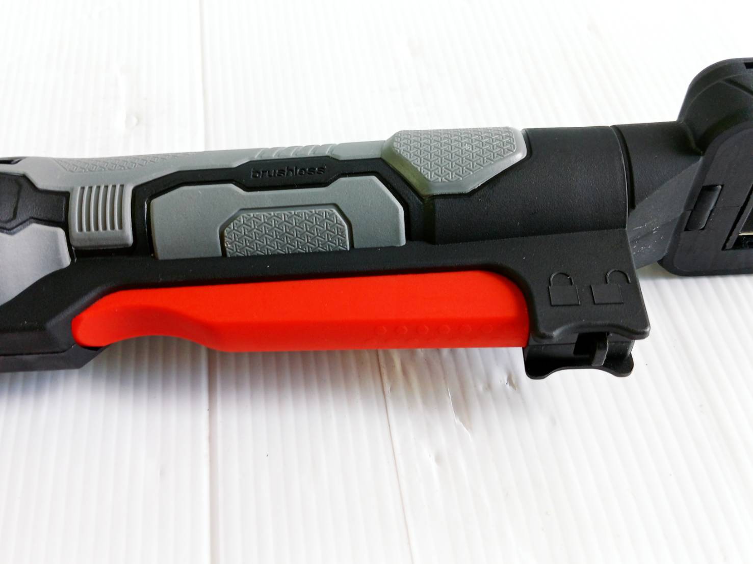 ด้ามฟรีไร้สายไร้แปรงถ่าน OCRW861-N (ตัวเปล่า) OSUKA (คอสั้น)