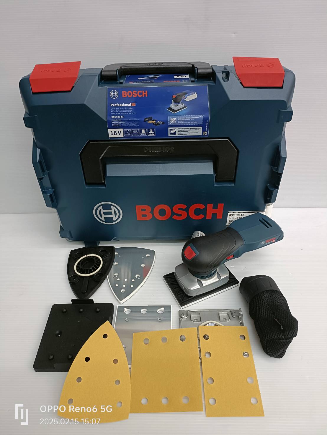 เครื่องขัดกระดาษทราย18V GSS18V-13 BOSCH