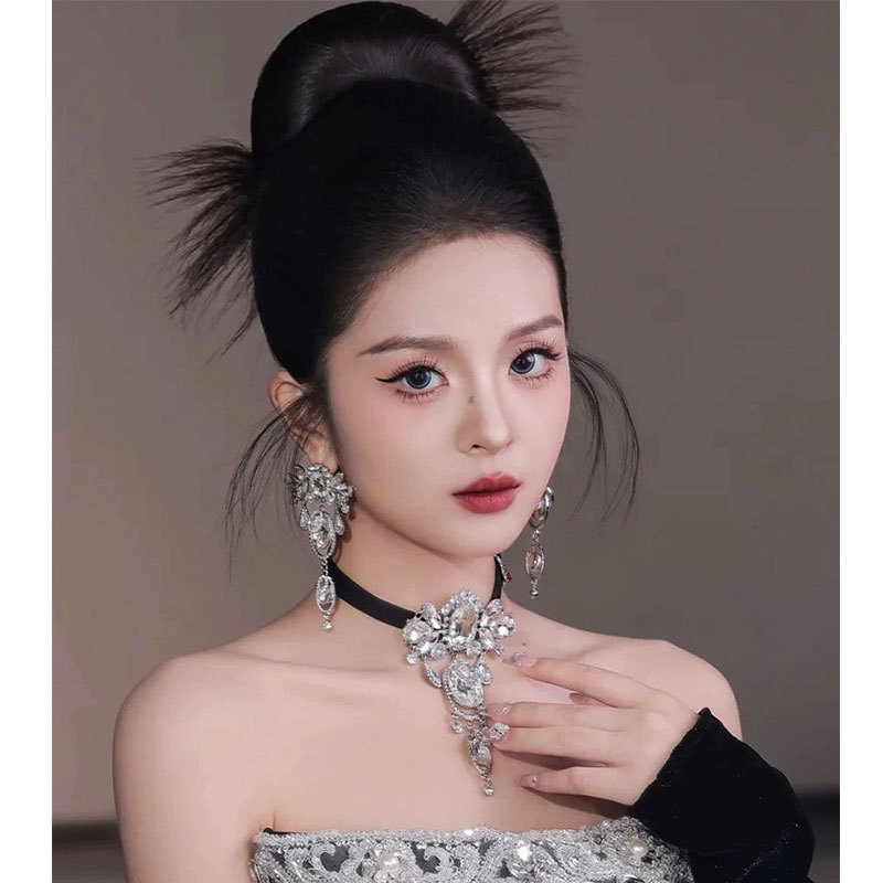 (พร้อมส่ง) สร้อยคอเพชร+ต่างหูแบบเข็ม 016 สไตล์วินเทจ ใส่ออกงาน สวยหรูดูแพง เพชรเม็ดใหญ่มาก