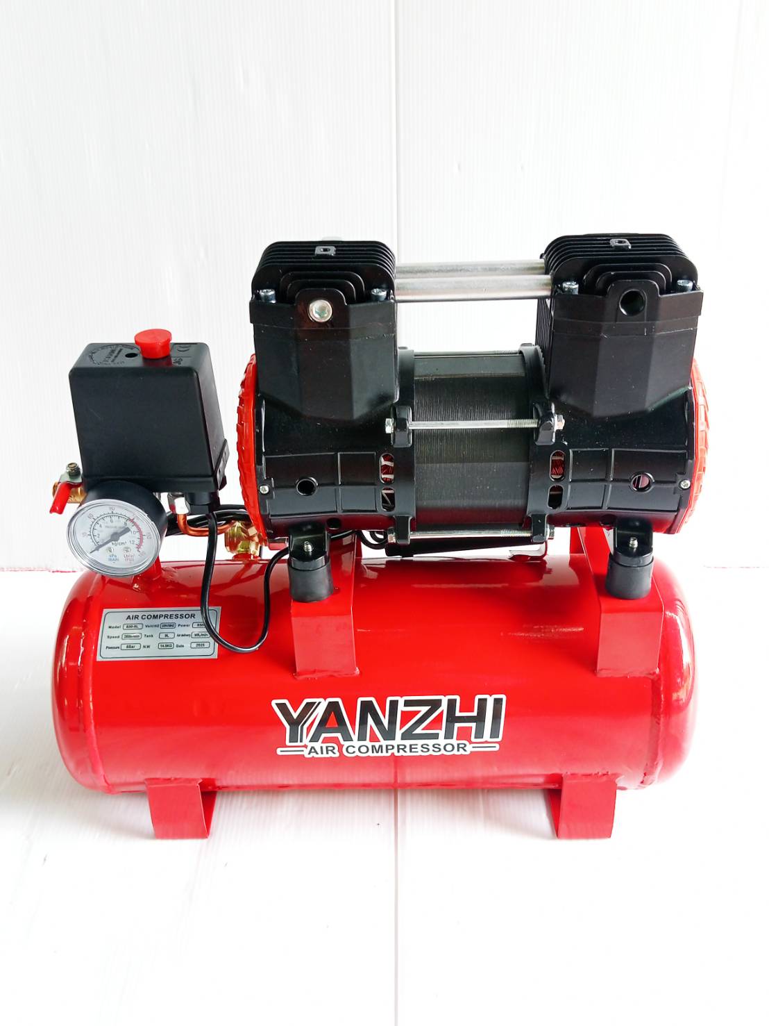 YANZHI ปั๊มลมออยล์ฟรี 9 ลิตร AC-030-002