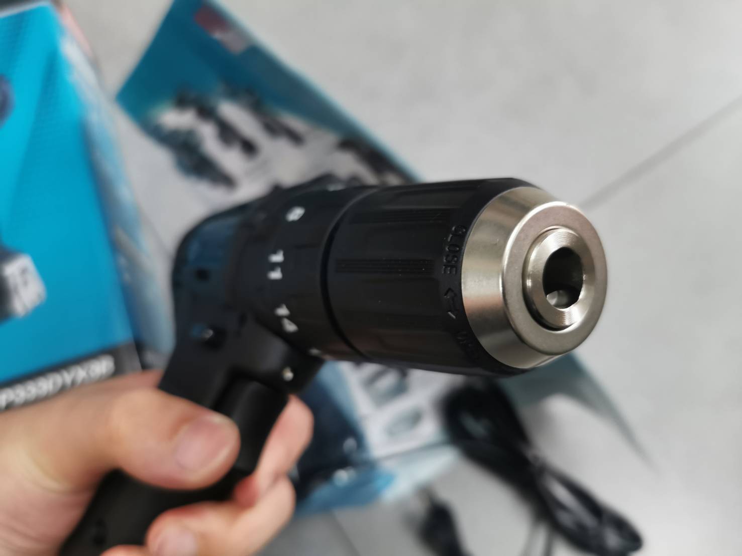 สว่านกระแทกไร้สาย12V HP333DYX3B MAKITA Black Edition