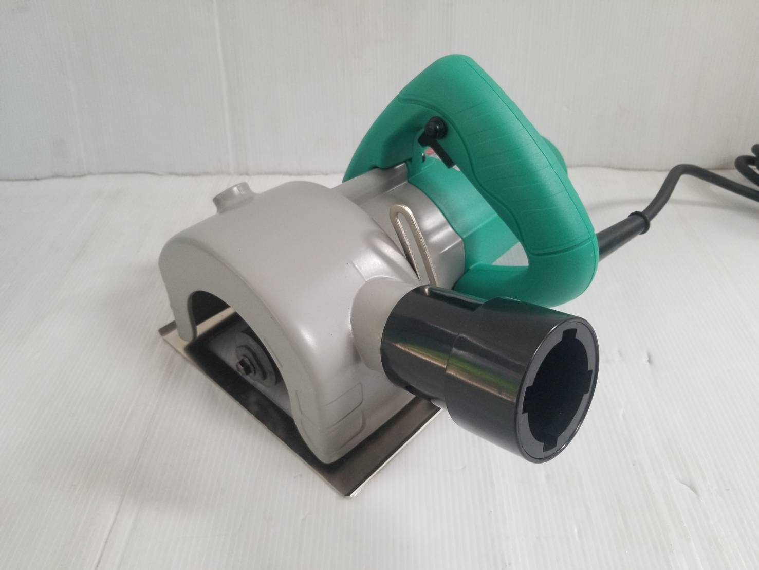 เครื่องเซาะร่องคอนกรีต4" ใบคู่ AZR110 DCA