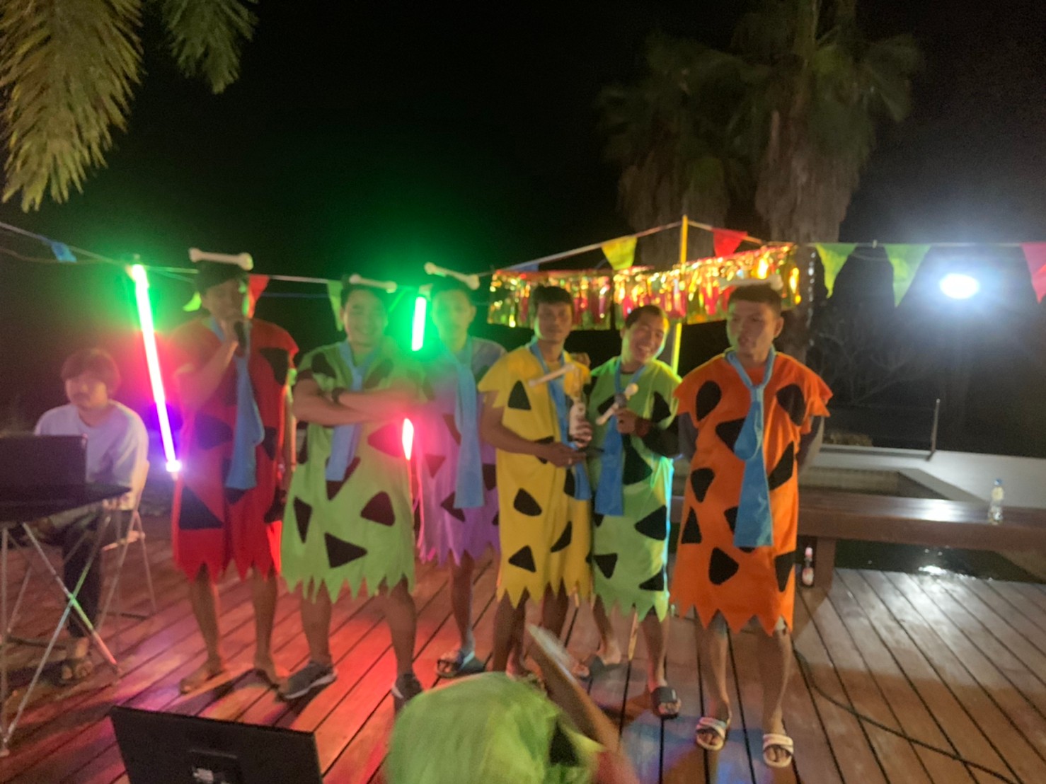 ชุดเฟรส @ มนุษย์หินฟริ้นสโตน