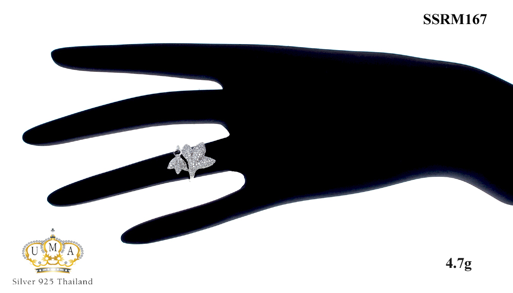 แหวนทองคำขาว ประดับเพชร CZ แหวนดอกไม้ไขว้ ฝังเพชรแบบจิกไข่ปลา ก้านแหวนเรียว เปล่งประกายเจิดจรัส แวววับงามจับใจ