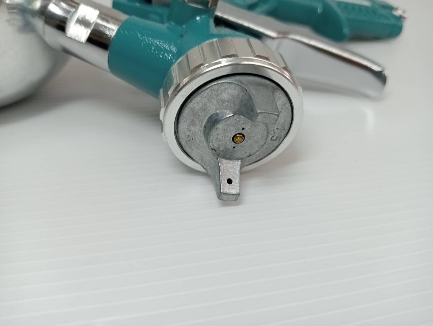 กาพ่นสีแบบหงาย 400CC TAT10401 TOTAL