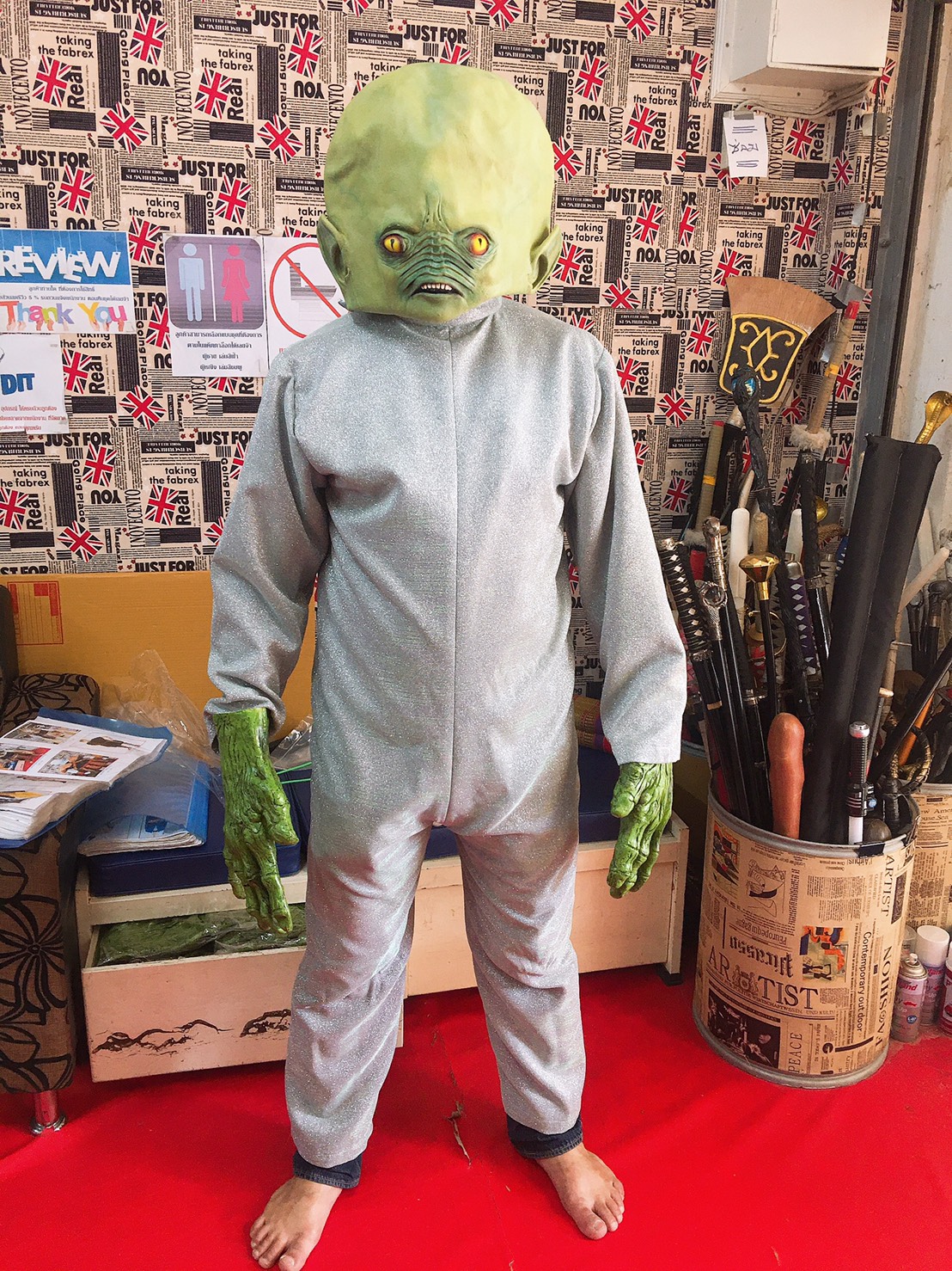 ชุดมนุษย์ต่างดาว / ชุดเอเลี่ยน / Alien