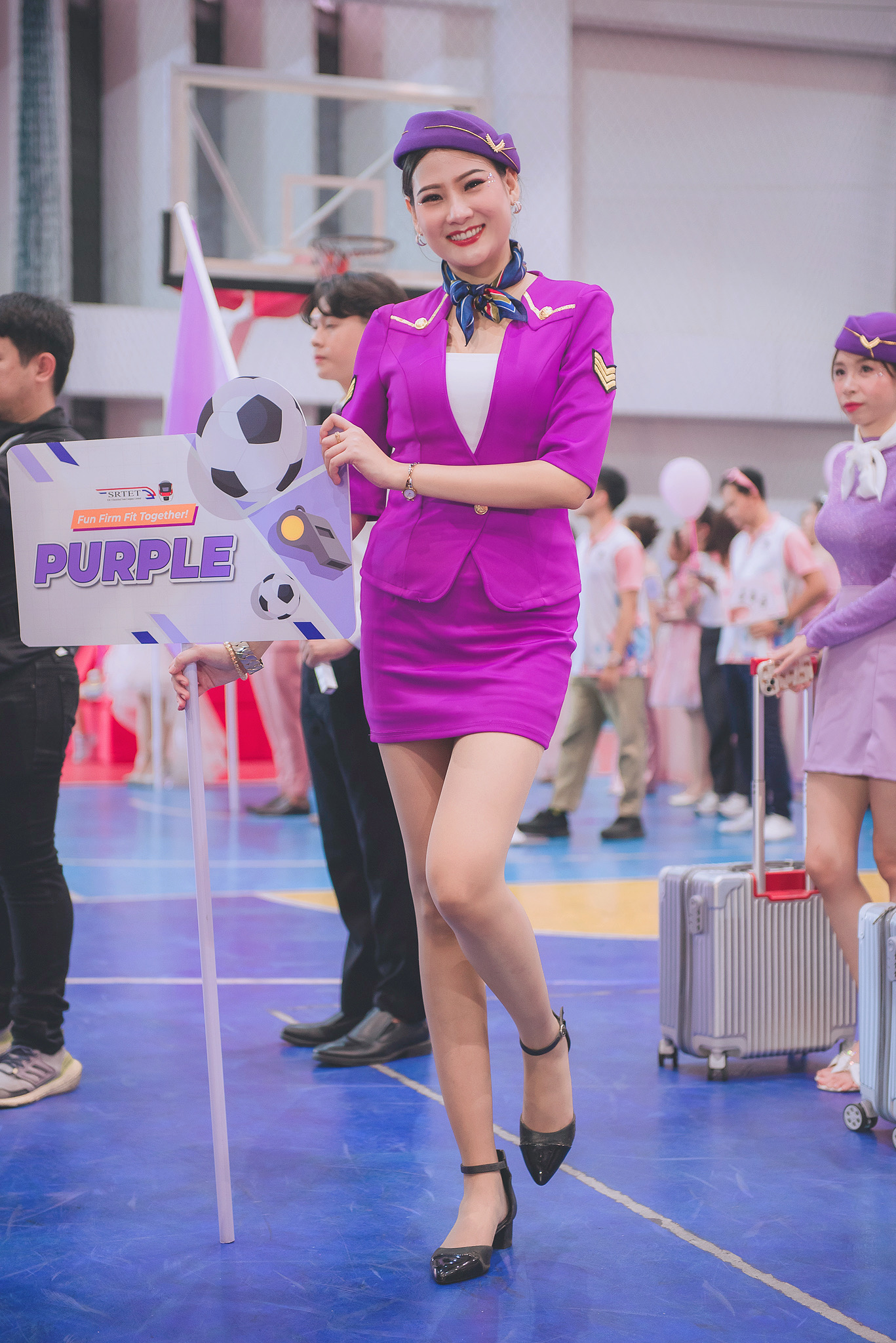 ชุดแอร์โฮสเตรสสีม่วง / ชุดอาชีพในฝัน