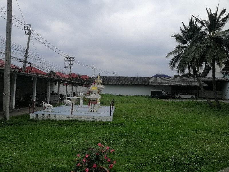 🚩H1085 ขายที่ดิน+โกดัง+บ้านพักคนงาน+บ้านเดี่ยว เนื้อที่ 4ไร่ 8ตารางวา อยู่ซอยท่าอิฐ ทำเลดี ห่างถนนราชพฤกษ์เพียง 1 กิโลเมตร เหมาะทำโกดังสินค้าและพักอาศัย