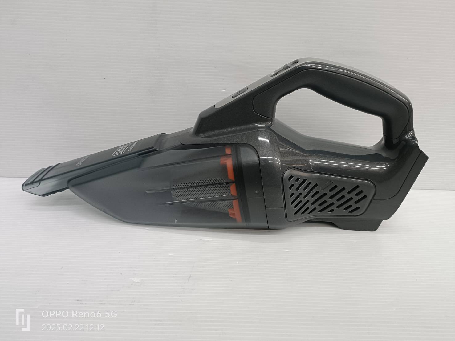 เครื่องดูดฝุ่นมือถือไร้สาย 20V BCHV001D1E-B1 BLACK&DECKER