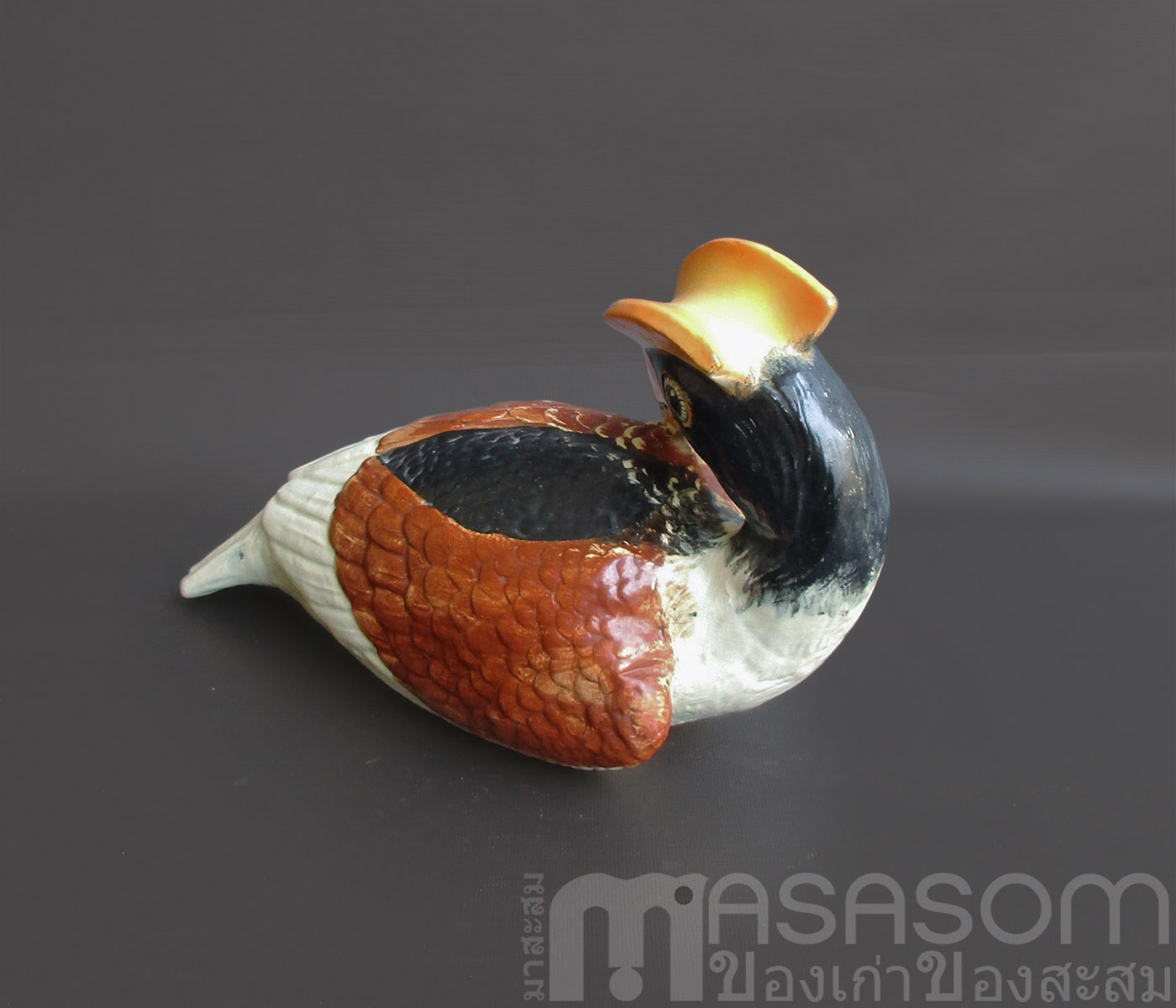 นกเงือกเซรามิค