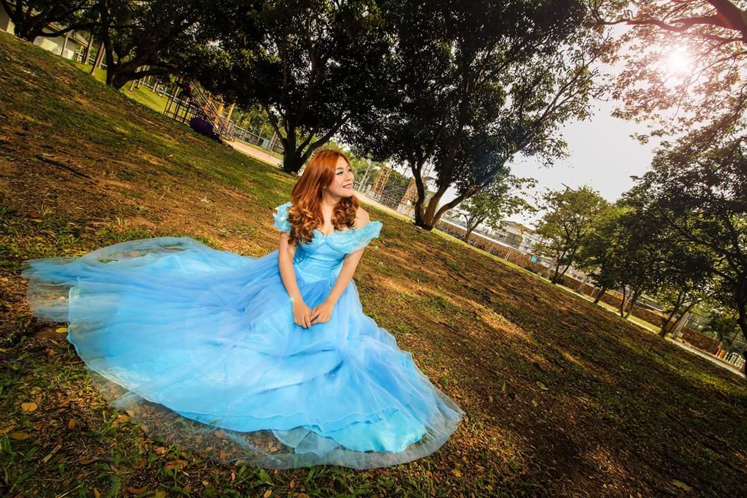 ชุดเจ้าหญิงซินเดอเรลล่า @ Movie 2015