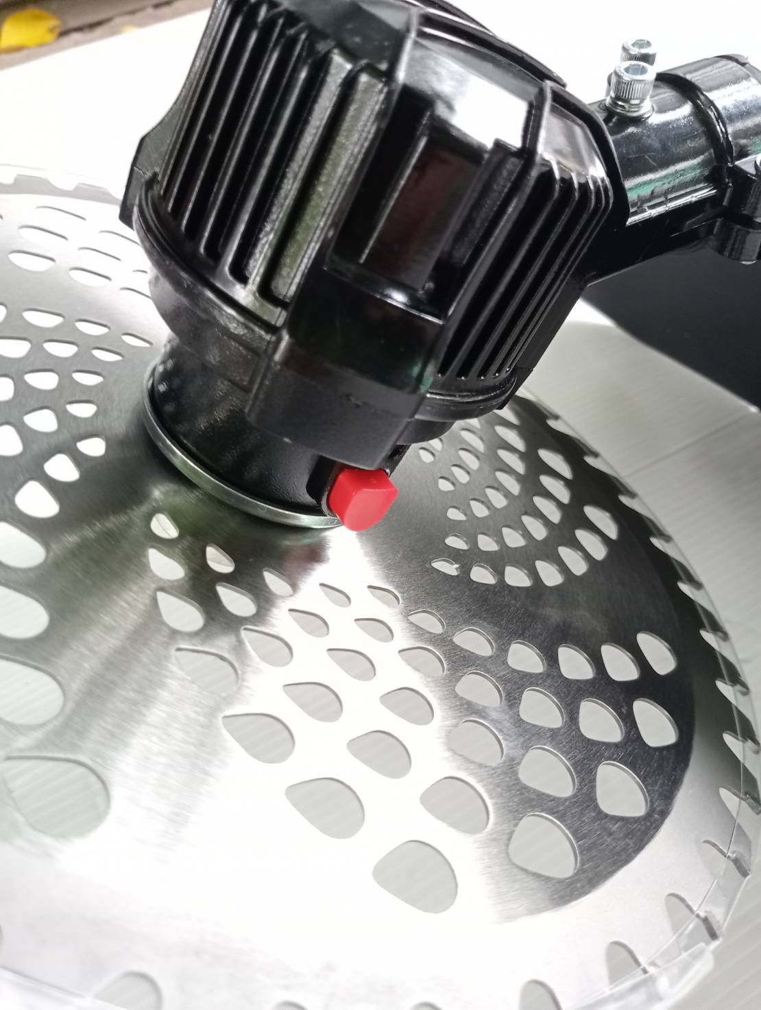 เครื่องตัดหญ้าไร้สาย OCBC512-P2 40V OSUKA