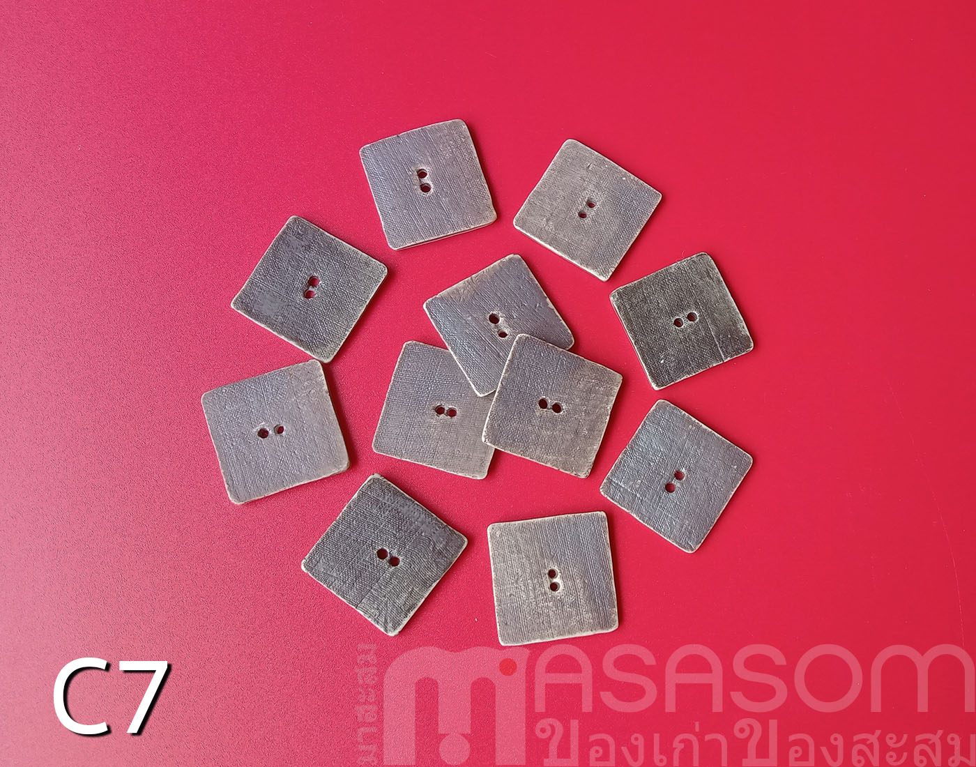 กระดุมเซรามิคสี่เหลี่ยม