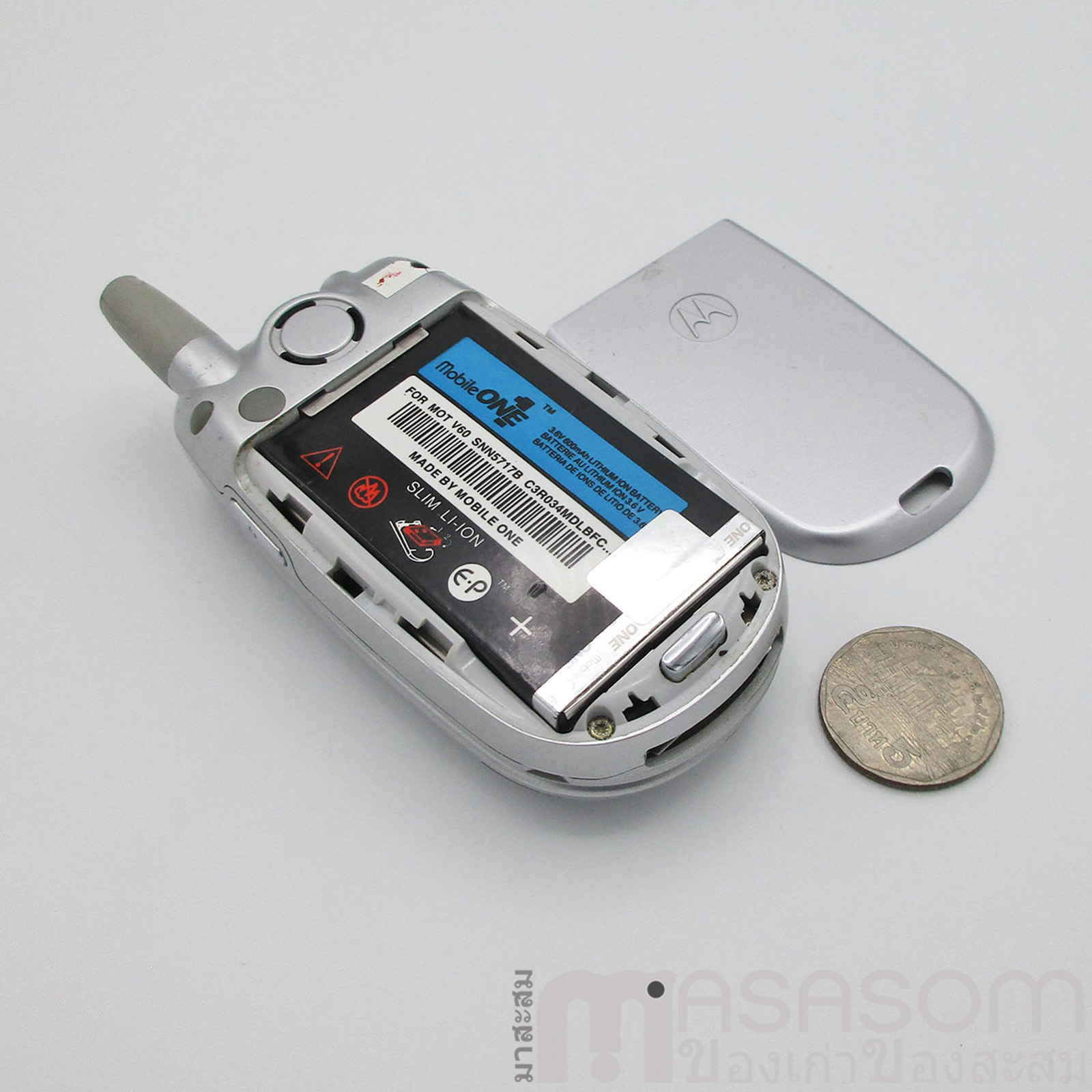 โทรศัพท์มือถือ Motorola V303 ฝาพับ